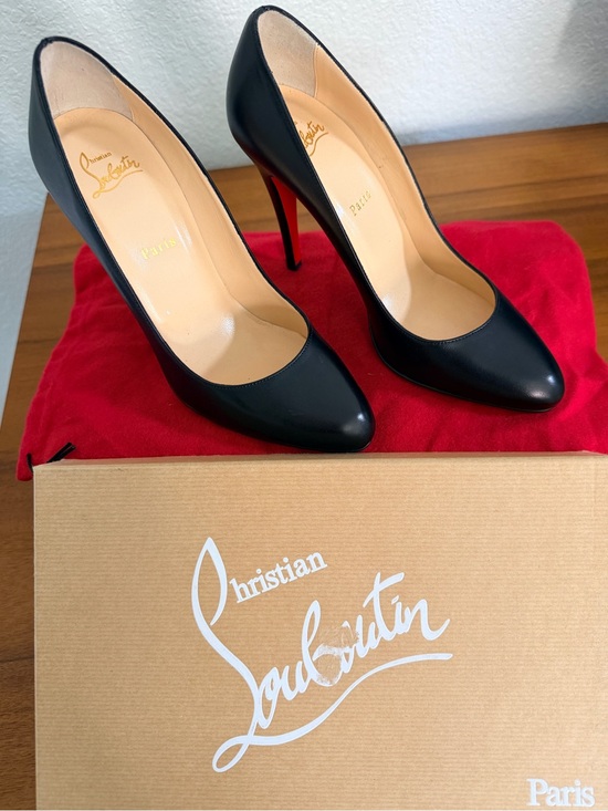 Christian Louboutin Shoes - Christian Louboutin Black Leather Pumps with Red Soles